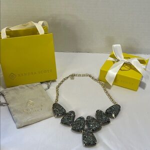 KENDRA SCOTT CRUSHED PURPLE ABALONE NECKLACE